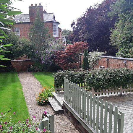 Beautiful Georgian Cottage Within A Private Walled Garden Oakham Luaran gambar