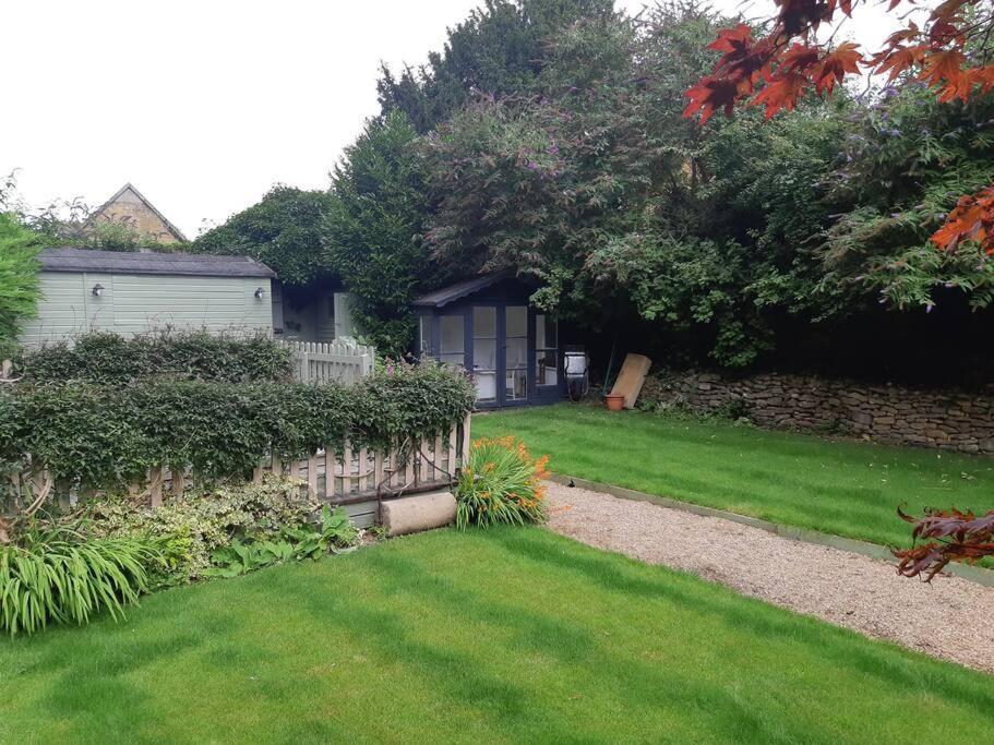 Beautiful Georgian Cottage Within A Private Walled Garden Oakham Luaran gambar